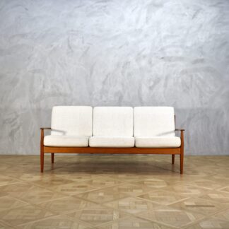 Grete Jalk Sofa Model 118 Teak