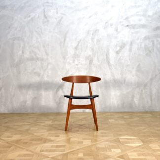 Hans J. Wegner CH33 Teak