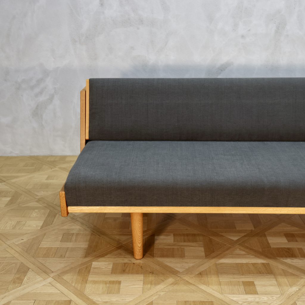 Hans J. Wegner GE6 Daybed Oak - MOTO FURNITURE 北欧家具 ウェグナー