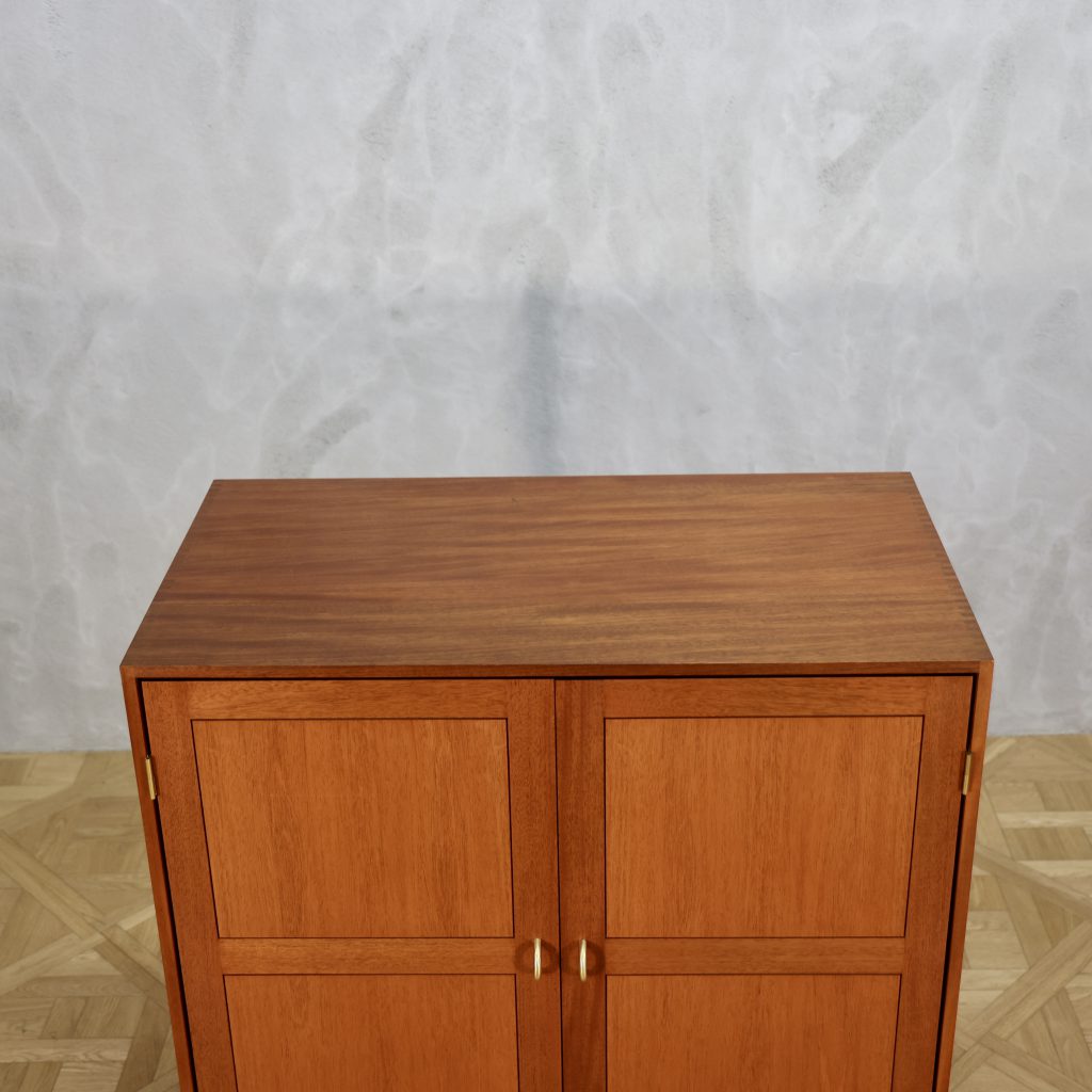 Christian Hvidt Cabinet Mahogany - MOTO FURNITURE 北欧家具