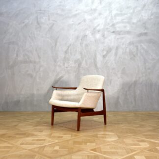 Finn Juhl NV 53 Teak