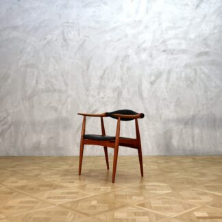 Hans J. Wegner CH34 Teak