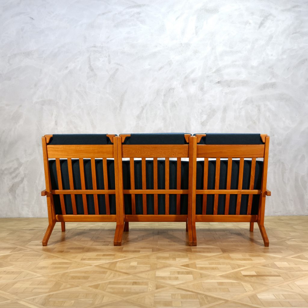 Hans J. Wegner GE375 Sofa Ottoman Set Teak - MOTO FURNITURE 北欧