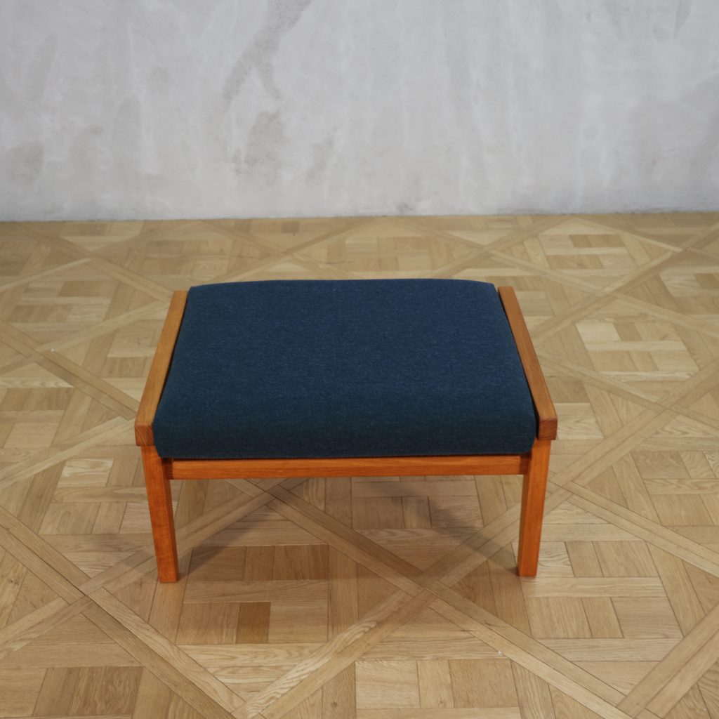 Hans J. Wegner GE375 Sofa Ottoman Set Teak - MOTO FURNITURE 北欧