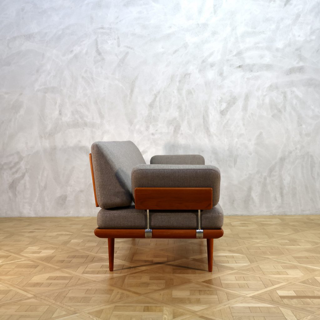 Peter Hvidt & Orla Molgaard Minerva Sofa - MOTO FURNITURE 北欧家具