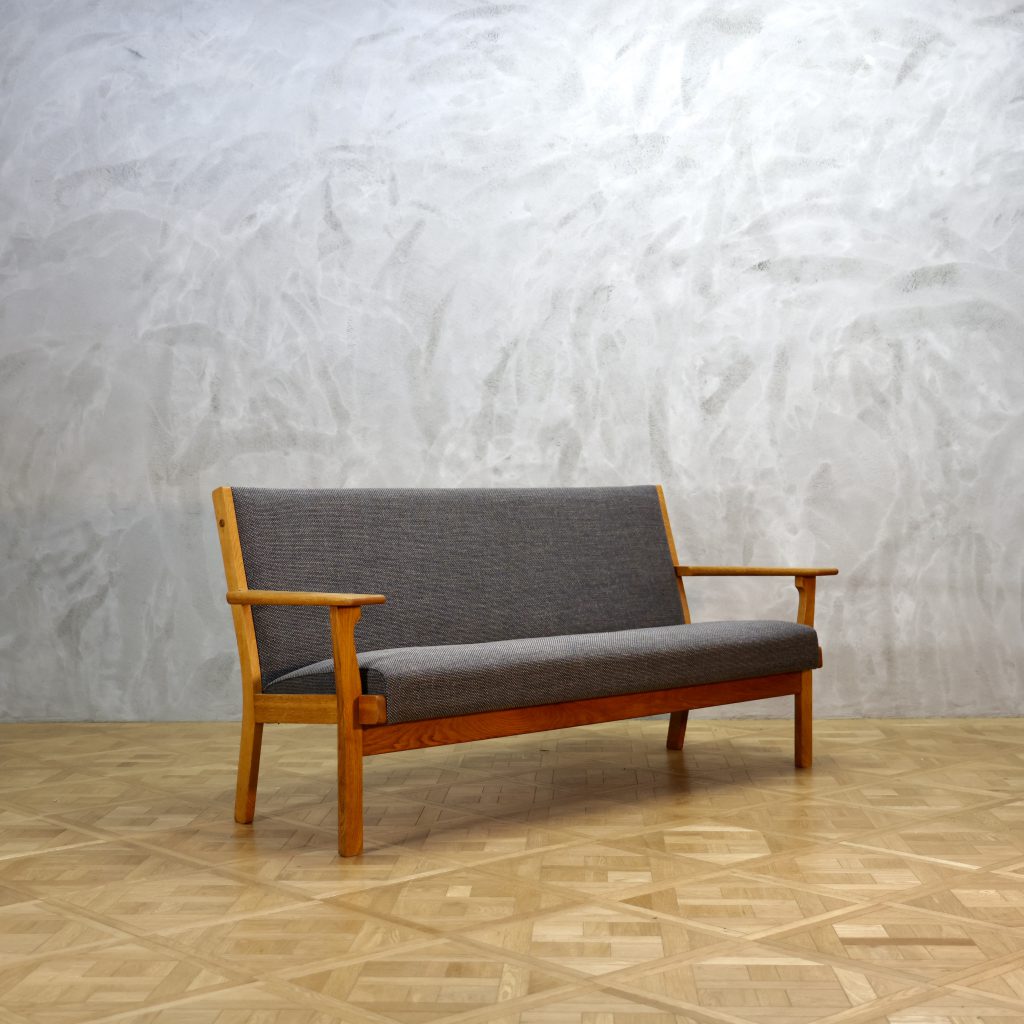 ハンス・ウェグナー GE181 3人掛けソファー Hans J. Wegner GE181 Sofa Oak - MOTO FURNITURE 北欧家具 ウェグナー
