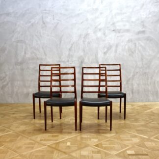 Niels Otto Moller Model 82 Rosewood