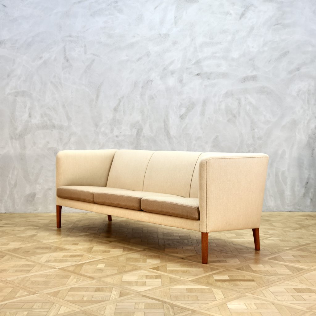 Hans J. Wegner AP18 Sofa - MOTO FURNITURE 北欧家具 ウェグナー