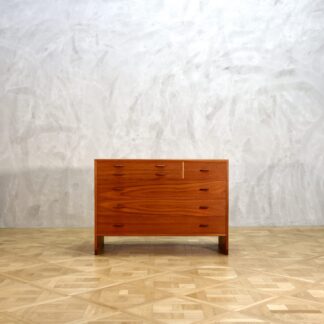Hans J. Wegner RY Chest Teak