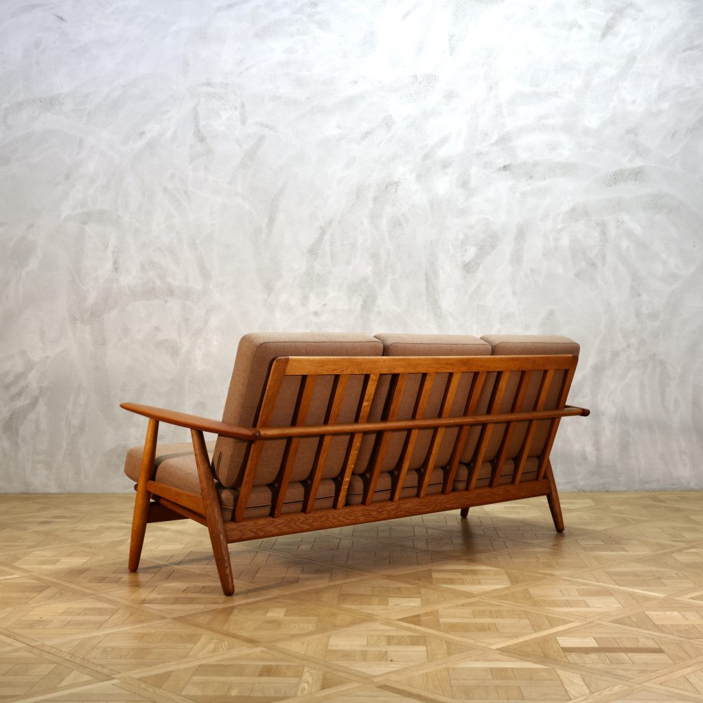 Hans J. Wegner GE240 Sofa Teak Oak - MOTO FURNITURE 北欧家具