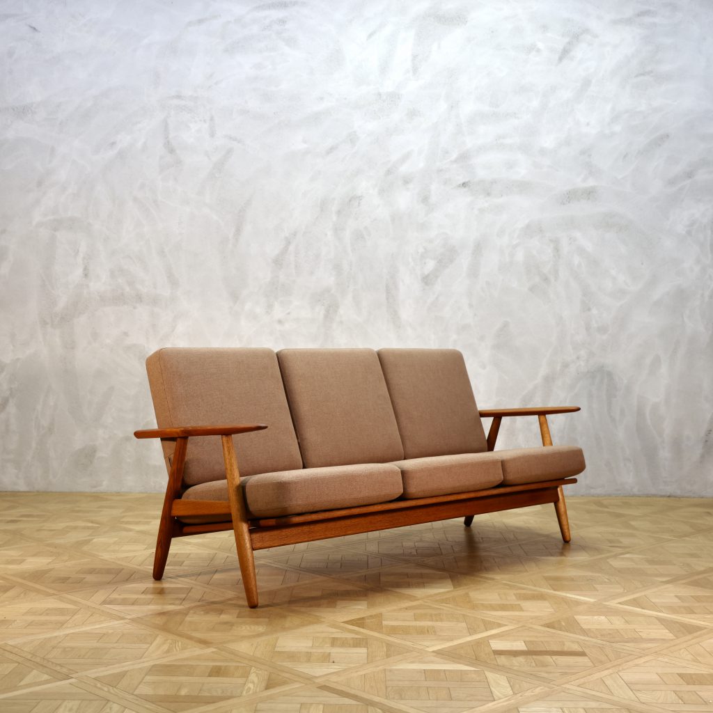 Hans J. Wegner GE240 Sofa Teak Oak - MOTO FURNITURE 北欧家具