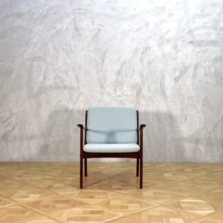 Ole Wanscher PJ112 Mahogany