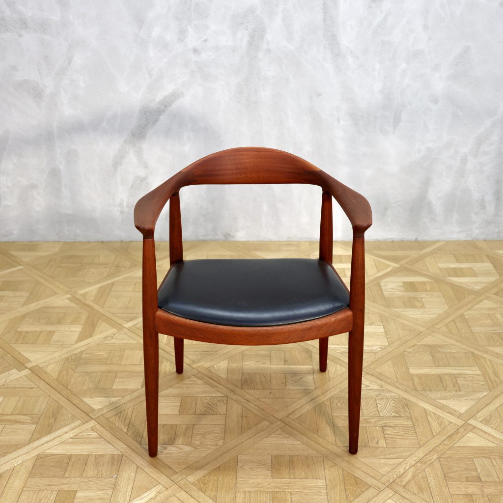 Hans J. Wegner JH 503 Mahogany - MOTO FURNITURE 北欧家具