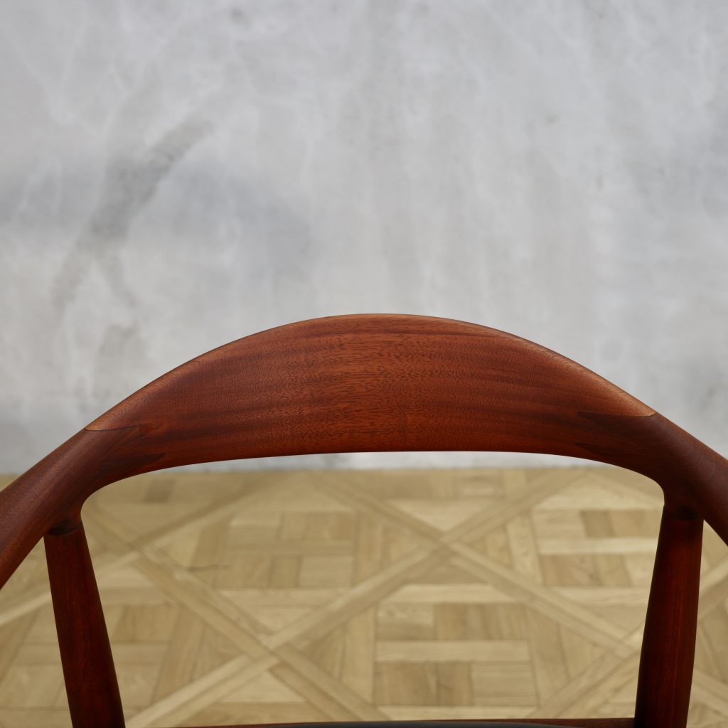 Hans J. Wegner JH 503 Mahogany - MOTO FURNITURE 北欧家具