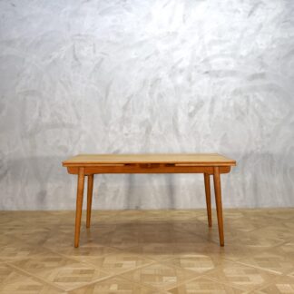 Hans J. Wegner AT312 Table Oak