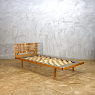 Hans J. Wegner GETAMA Bed Frame Oak Ratan
