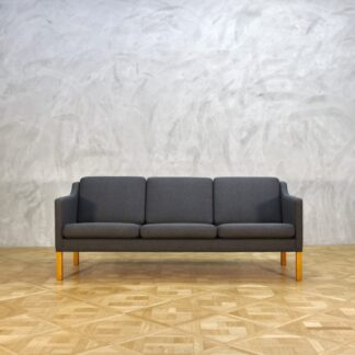 Borge Mogensen Model 2323 Sofa