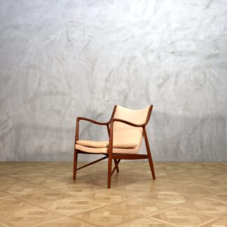 Finn Juhl NV45 Teak