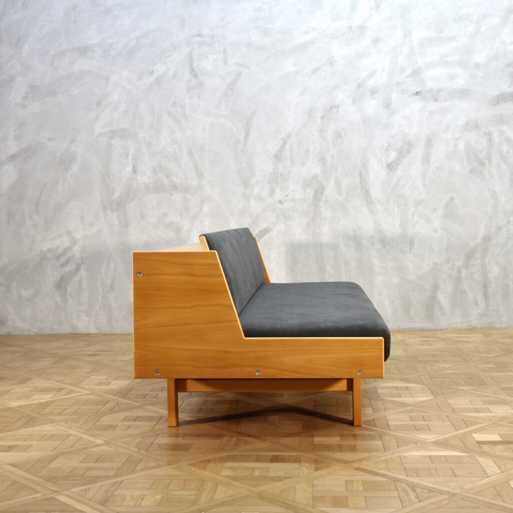 Hans J. Wegner GE258 Daybed Beech - MOTO FURNITURE 北欧家具