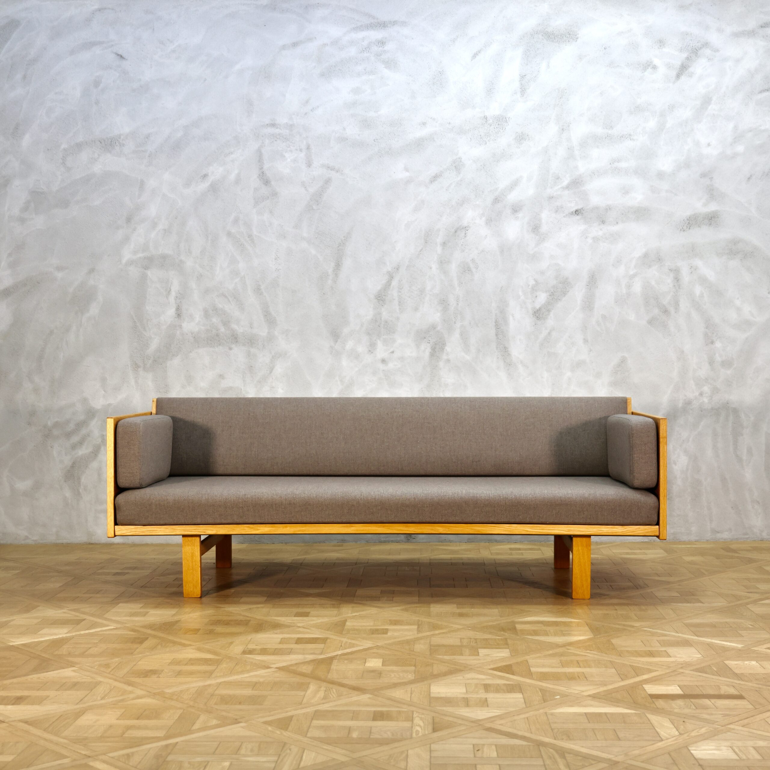 Hans J. Wegner GE259 Daybed Oak - MOTO FURNITURE 北欧家具