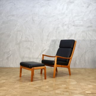 Ole Wanscher Model 169 Highback Ottoman Set Teak