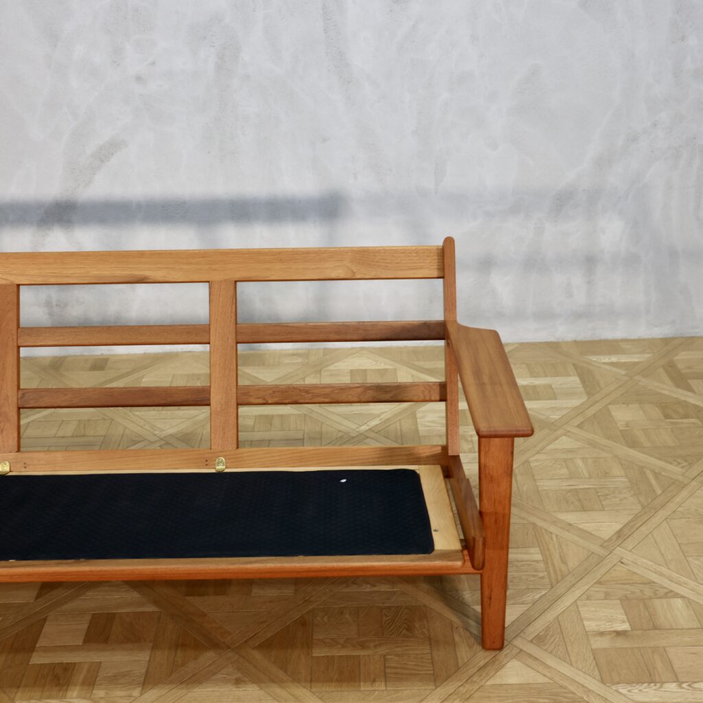 Hans J. Wegner GE290 Sofa Teak - MOTO FURNITURE 北欧家具