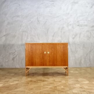 Borge Mogensen Model 232 Cabinet Oak