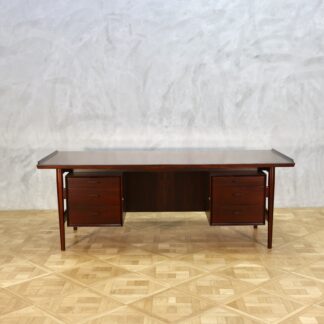 Arne Vodder Model 207 Desk Rosewood