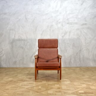 Arne Vodder Model 164 Teak