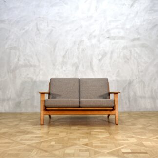 Hans J. Wegner GE290 Oak 2 Seater