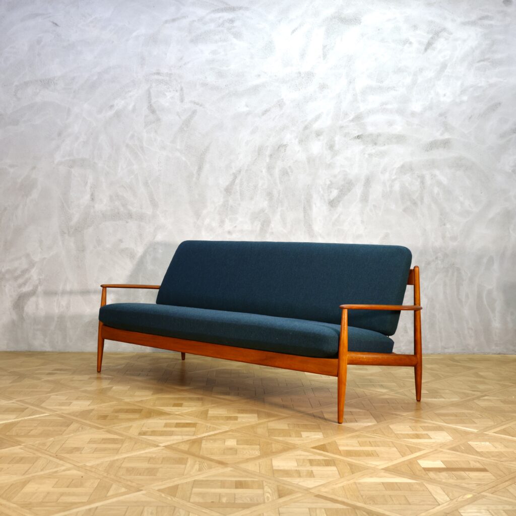 Grete Jalk Model 118 Sofa Beech - MOTO FURNITURE 北欧家具