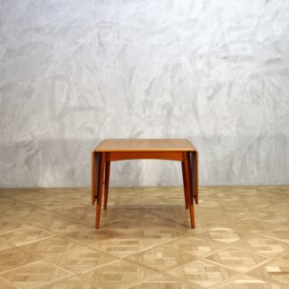 Hans J. Wegner AT313 Teak Oak