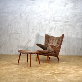 Hans J. Wegner AP19 Bear Chair Set