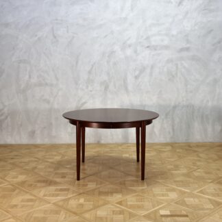 Arne Vodder Model 204 Rosewood