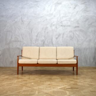 Grete Jalk Sofa Model 118 Teak